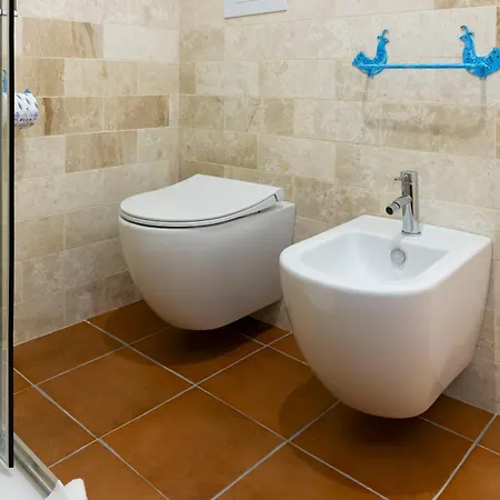 Aparthotel Chiaro Di Luna 4*
