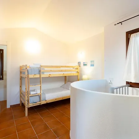 Aparthotel Chiaro Di Luna 4*