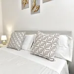 Hotel apartamentowy Chiaro Di Luna 4*