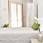 Hotel apartamentowy Chiaro Di Luna San Teodoro (Sardinia)