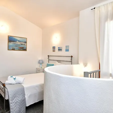 Chiaro Di Luna San Teodoro (Sardinia)