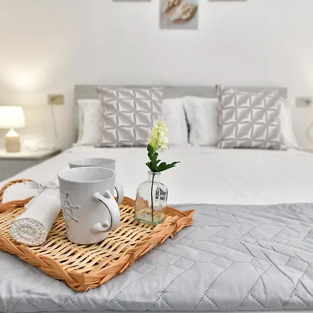 Appart hôtel Chiaro Di Luna 4*