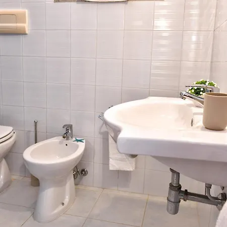 Chiaro Di Luna 4* San Teodoro (Sardinia)