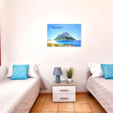 Chiaro Di Luna Aparthotel