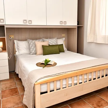 Aparthotel Chiaro Di Luna San Teodoro (Sardinia)