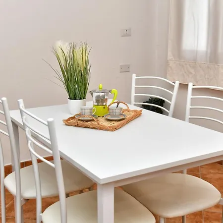 Aparthotel Chiaro Di Luna San Teodoro (Sardinia)