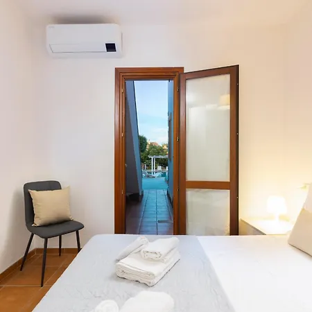 Chiaro Di Luna Lejlighedshotel San Teodoro (Sardinia)