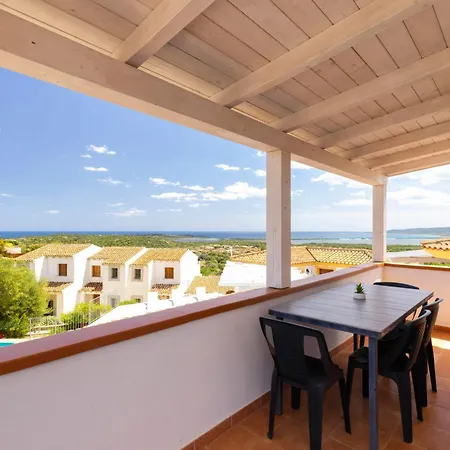 Chiaro Di Luna Apart-hotel San Teodoro (Sardinia)