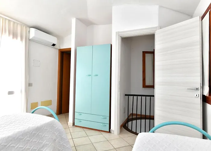 Chiaro Di Luna Apartahotel 4*